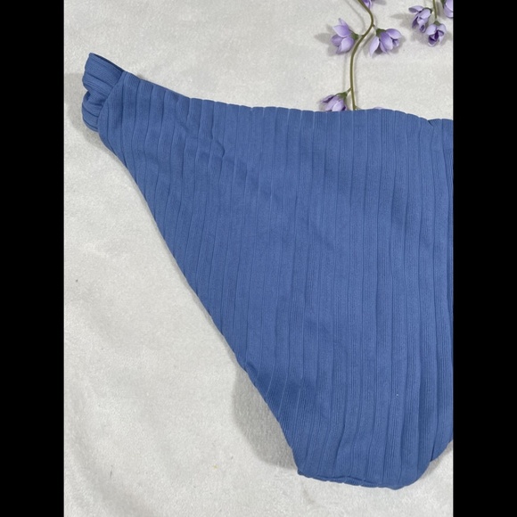 NEW Becca Loreda Ribbed Bikini Bottom‎ in MIST Blue [SZ Large ] - Picture 12 of 12